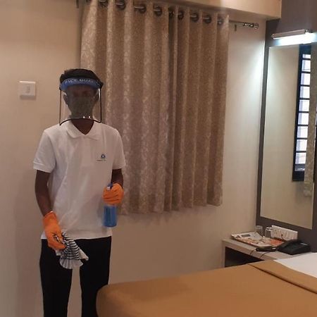 Hotel Rajlaxmi Grand Kolhapur Extérieur photo